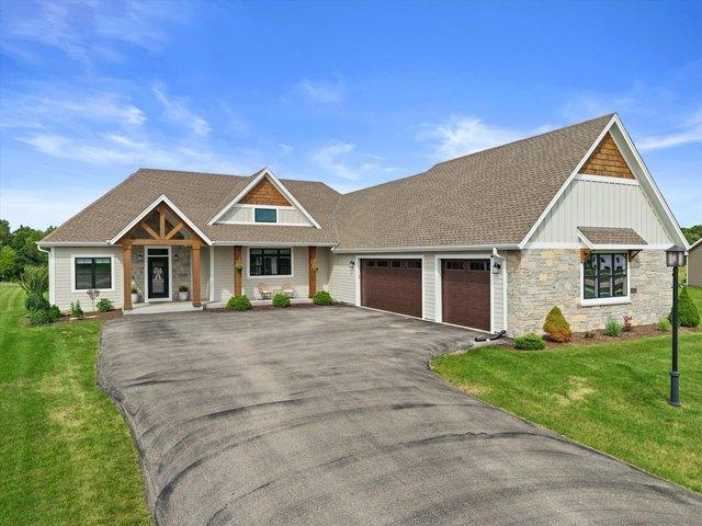 House for sale in Eagle, Wisconsin