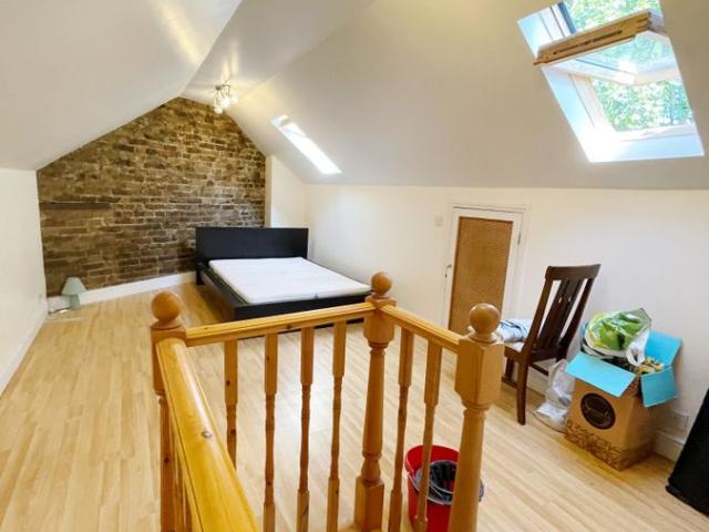 Room for rent in Woodseats, South Yorkshire