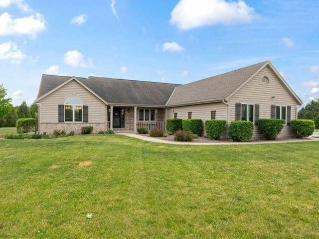 House for sale in Eagle, Wisconsin