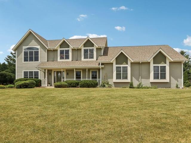 House for sale in Mukwonago, Wisconsin