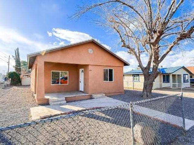 House for sale in Safford