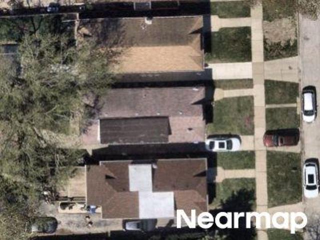 House for sale in Maywood