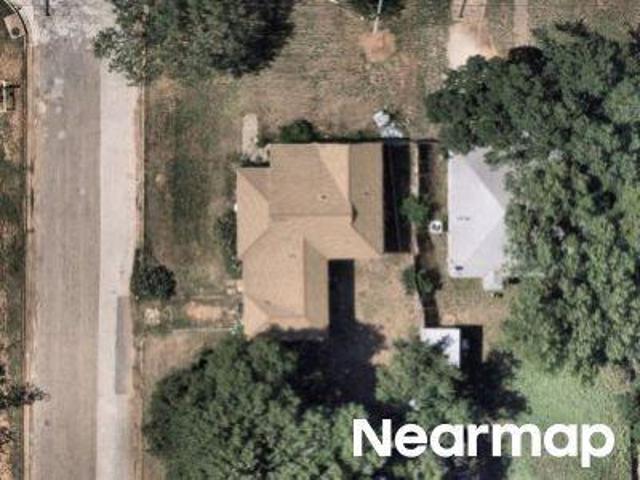 House for sale in Taylor, Texas