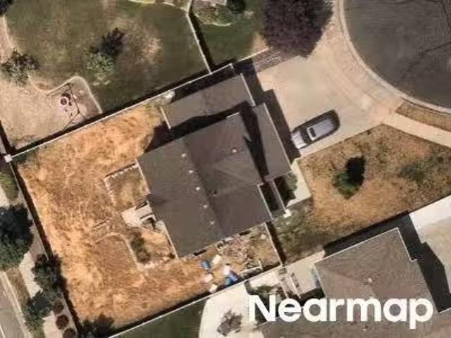 House for sale in Layton