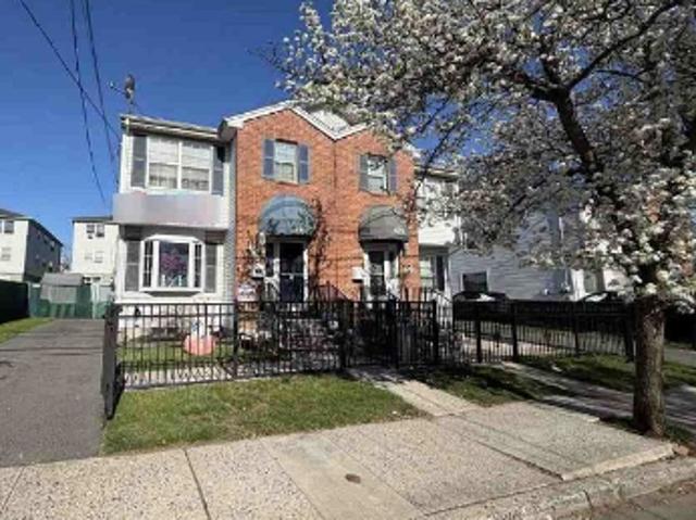 House for sale in Newark, New Jersey