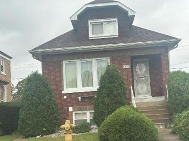 House for sale in Broadview, Illinois