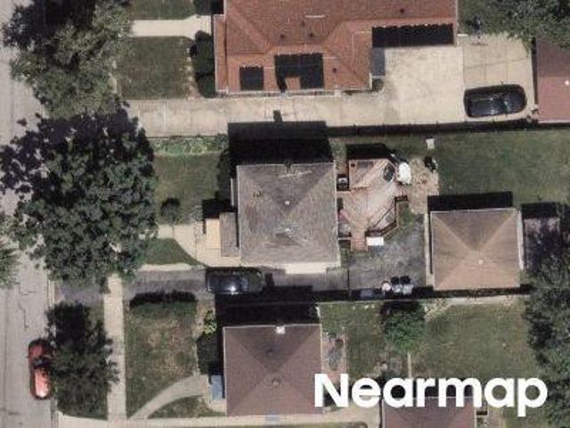 House for sale in Broadview, Illinois