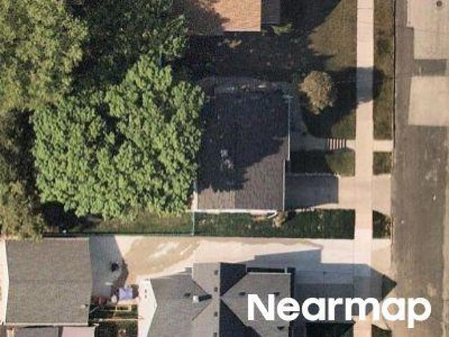 House for sale in Manitowoc