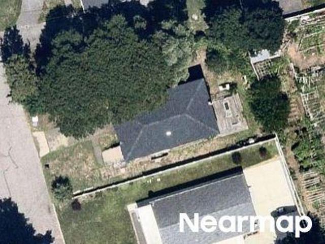 House for sale in Babylon, New York