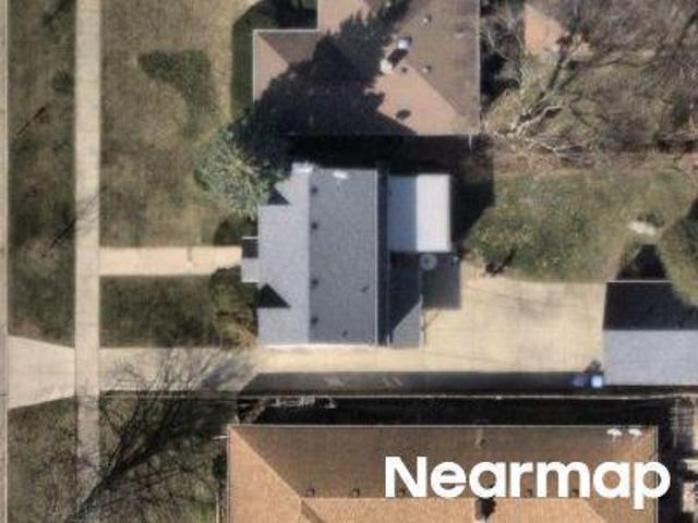 House for sale in Des Plaines, Illinois