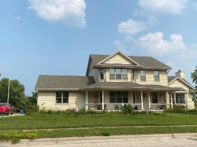 House for sale in Cedar Grove, Wisconsin