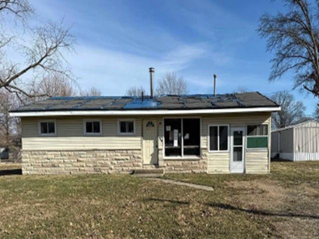 House for sale in Brownstown, Illinois