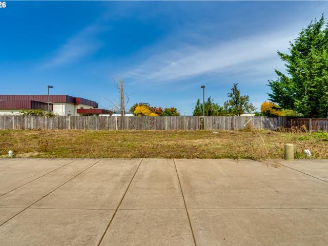 Land for sale in Springfield, Lane County