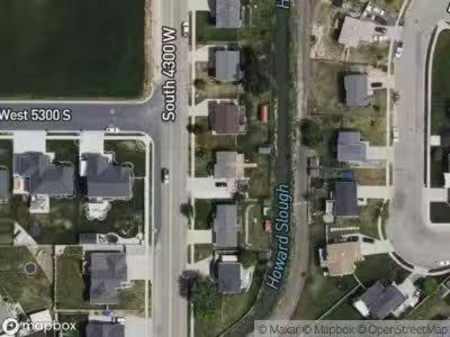 House for sale in Hooper