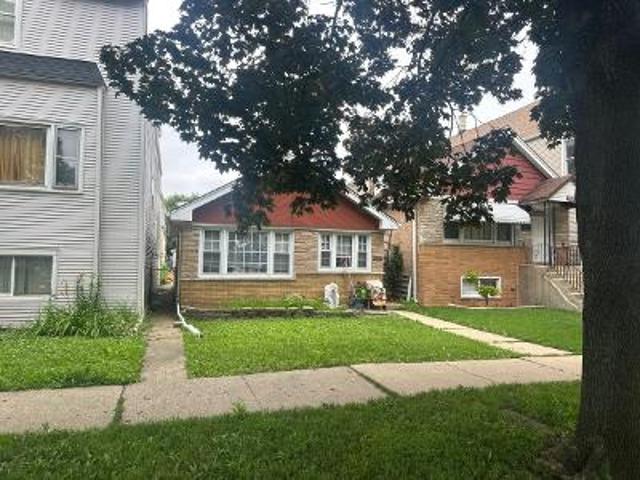 House for sale in Cicero, Illinois