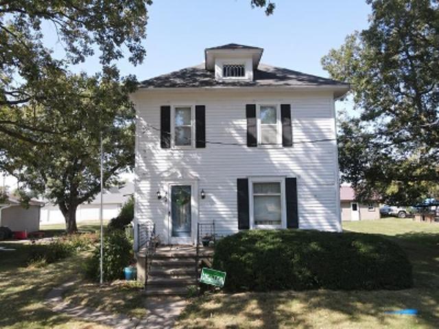 House for sale in Montezuma, Iowa