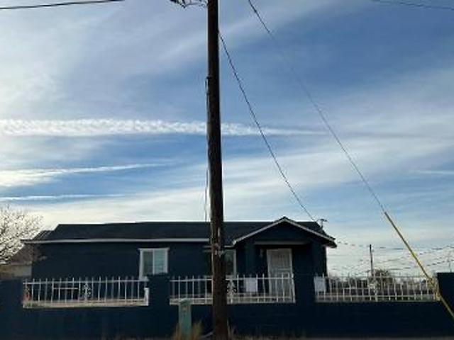 House for sale in Avondale