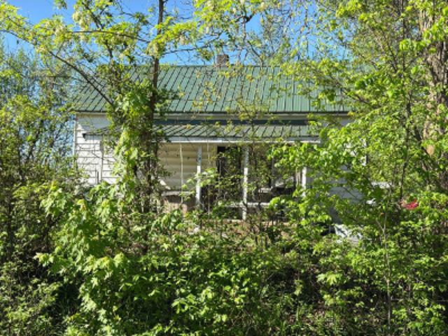House for sale in Leasburg, Missouri