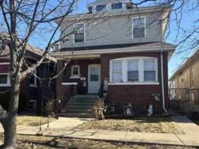 House for sale in Cicero, Illinois