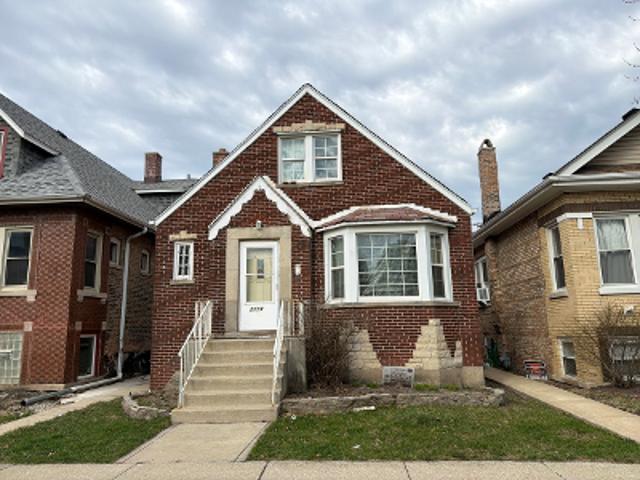 House for sale in Cicero, Illinois