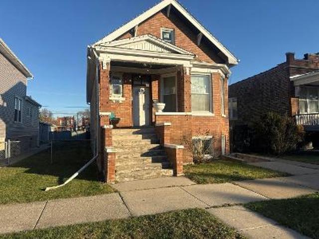House for sale in Cicero, Illinois