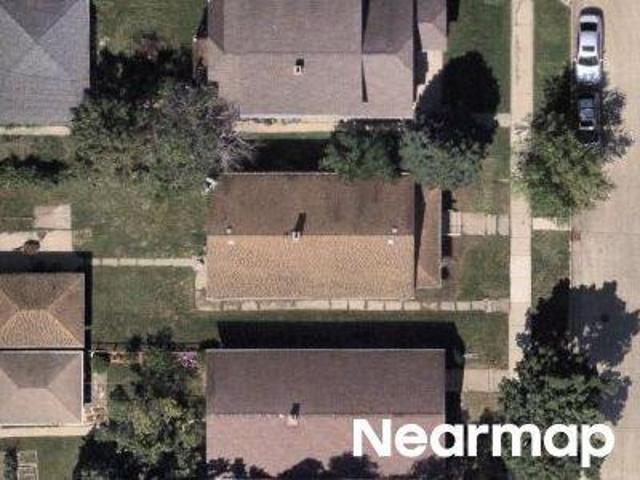 House for sale in McGeoch Meadows, West Allis