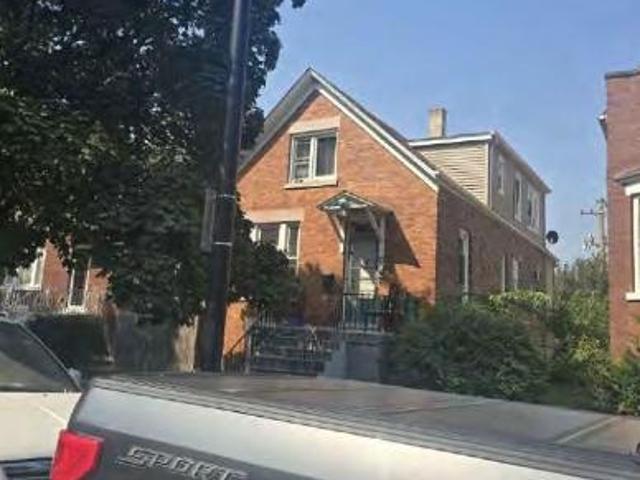 House for sale in Cicero