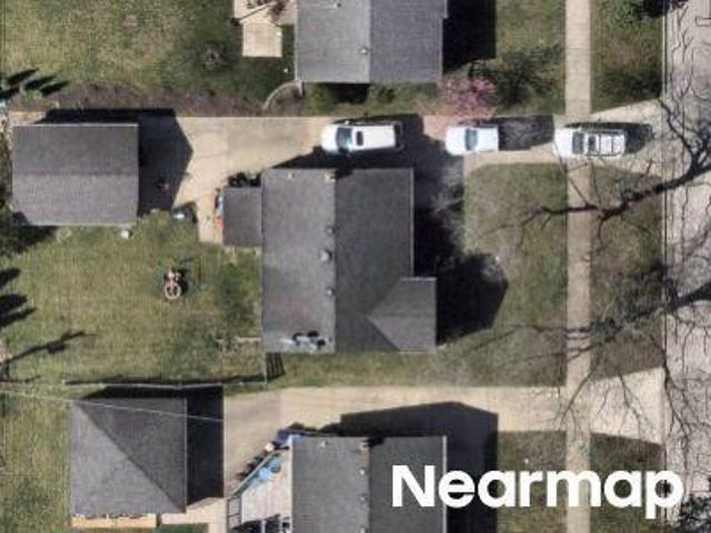 House for sale in Des Plaines