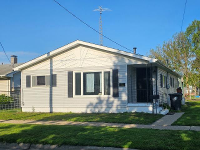 House for sale in Fulton, Illinois