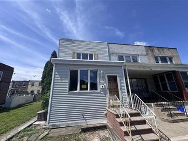 Townhouse for sale in Philadelphia