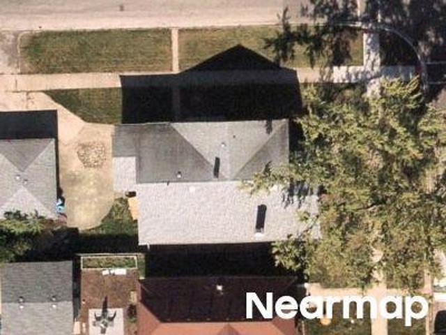 House for sale in Maywood