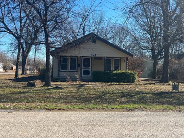 House for sale in Davis, Oklahoma