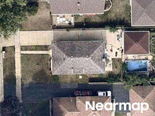 House for sale in Hickory Hills, Illinois