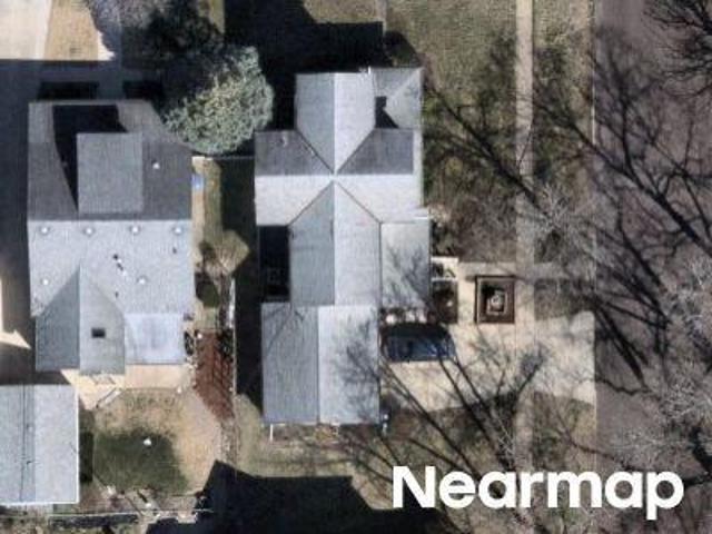House for sale in Pekin, Illinois