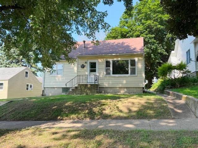House for sale in Cherokee, Iowa