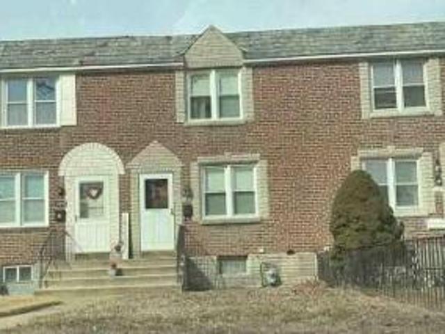 Townhouse for sale in Glenolden