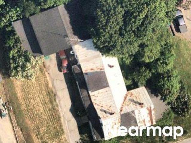 House for sale in Oakland