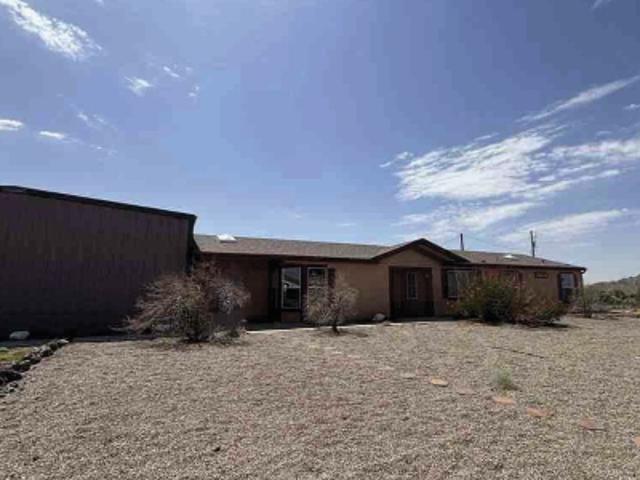 House for sale in Yucca, Arizona