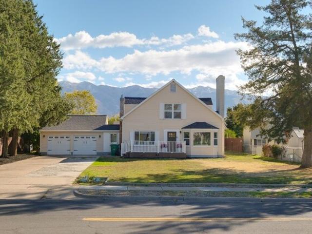 House for sale in Layton, Utah
