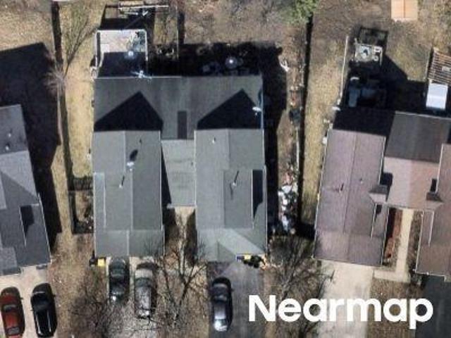 House for sale in Mchenry, Illinois