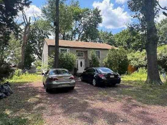House for sale in Berlin, New Jersey