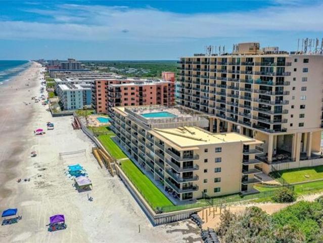 Condo for sale in New Smyrna Beach
