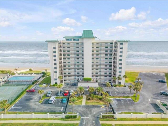 Condo for sale in New Smyrna Beach