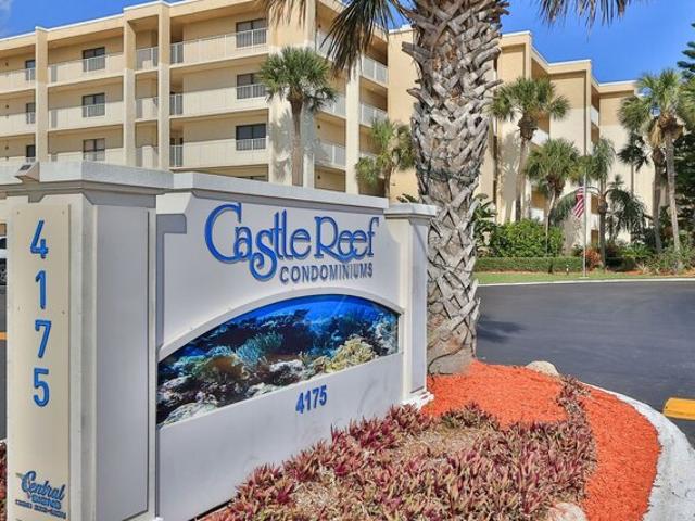 Condo for sale in New Smyrna Beach