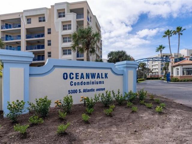 Condo for sale in New Smyrna Beach