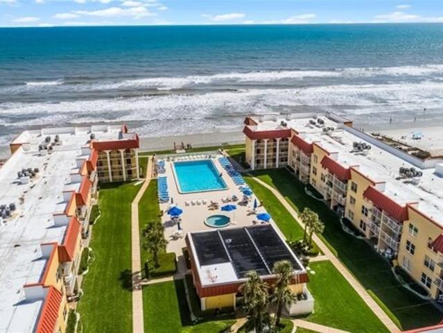 Condo for sale in New Smyrna Beach