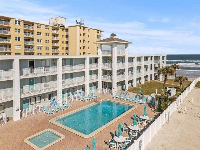 Condo for sale in New Smyrna Beach