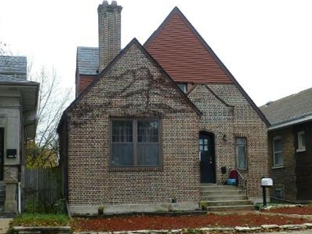 House for sale in Cicero, Illinois