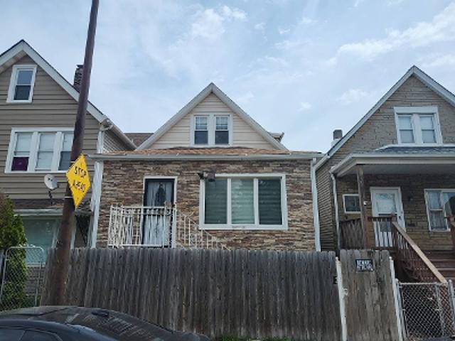 House for sale in Chicago Park, Illinois