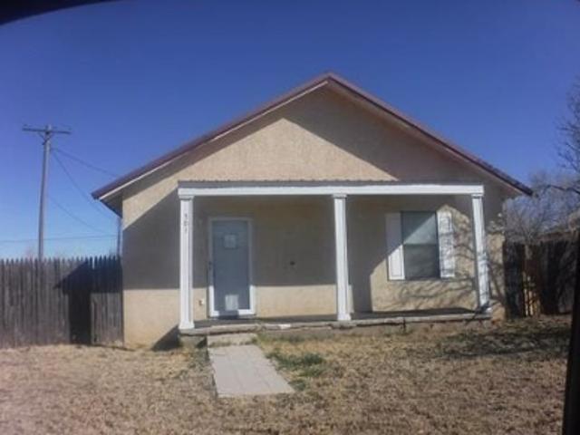 House for sale in Portales, Roosevelt County